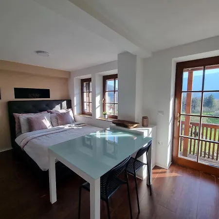 Pri Jakobu Apartamento *