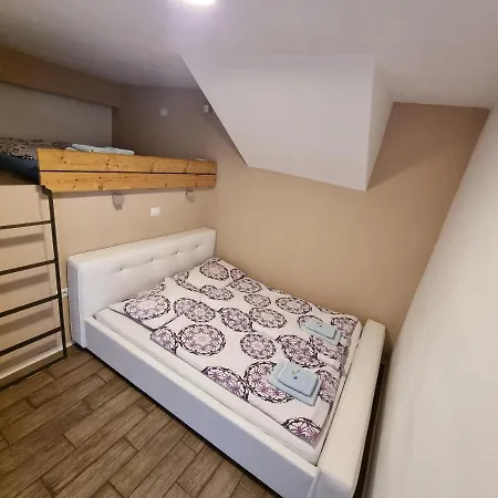 Pri Jakobu Apartamento *