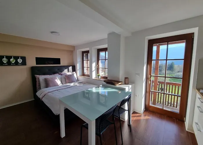 Pri Jakobu Apartment *