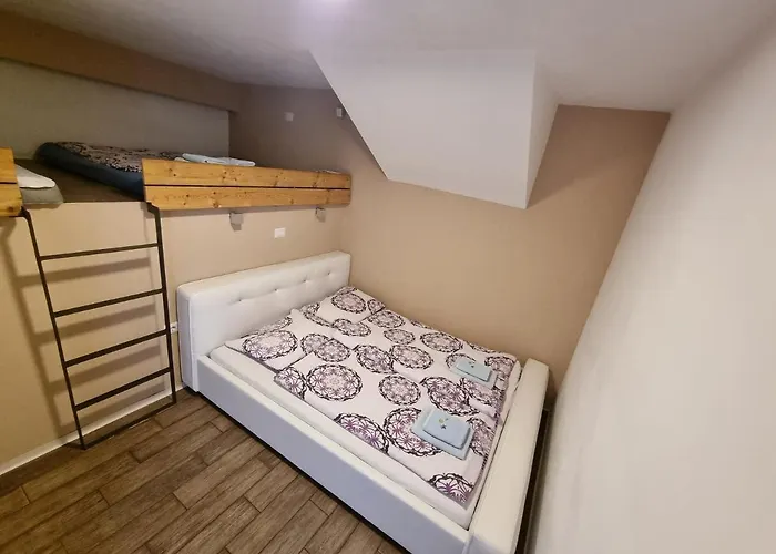 Pri Jakobu Apartment *